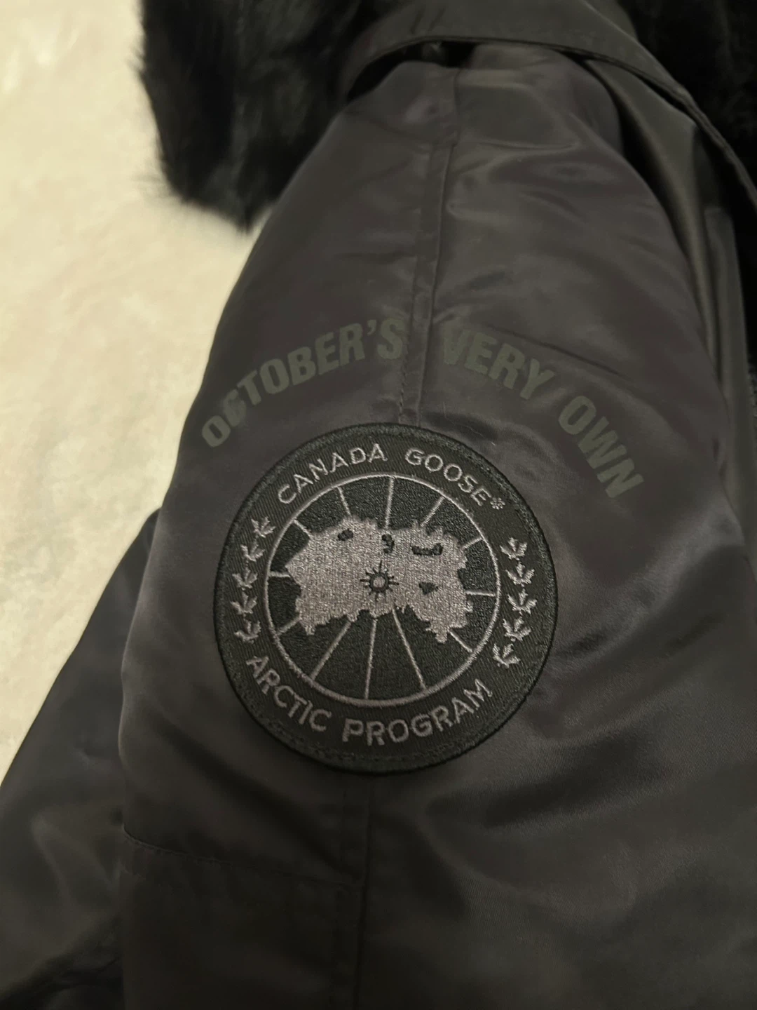 Canada Goose x OVO Chilliwack Bomber Jacket - XL - photo 4