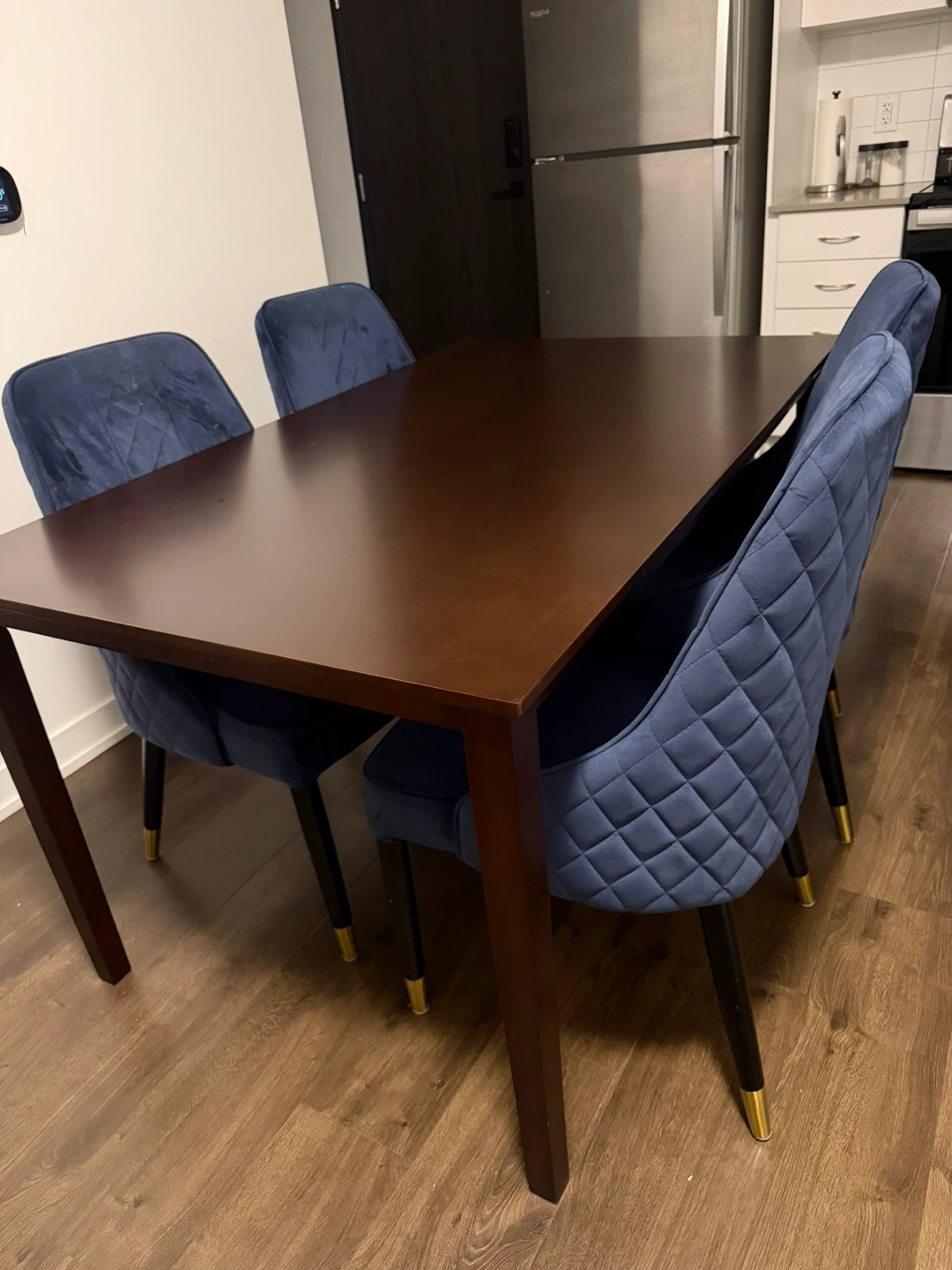 Dining Table with 4 Blue Velvet Chairs - photo 2