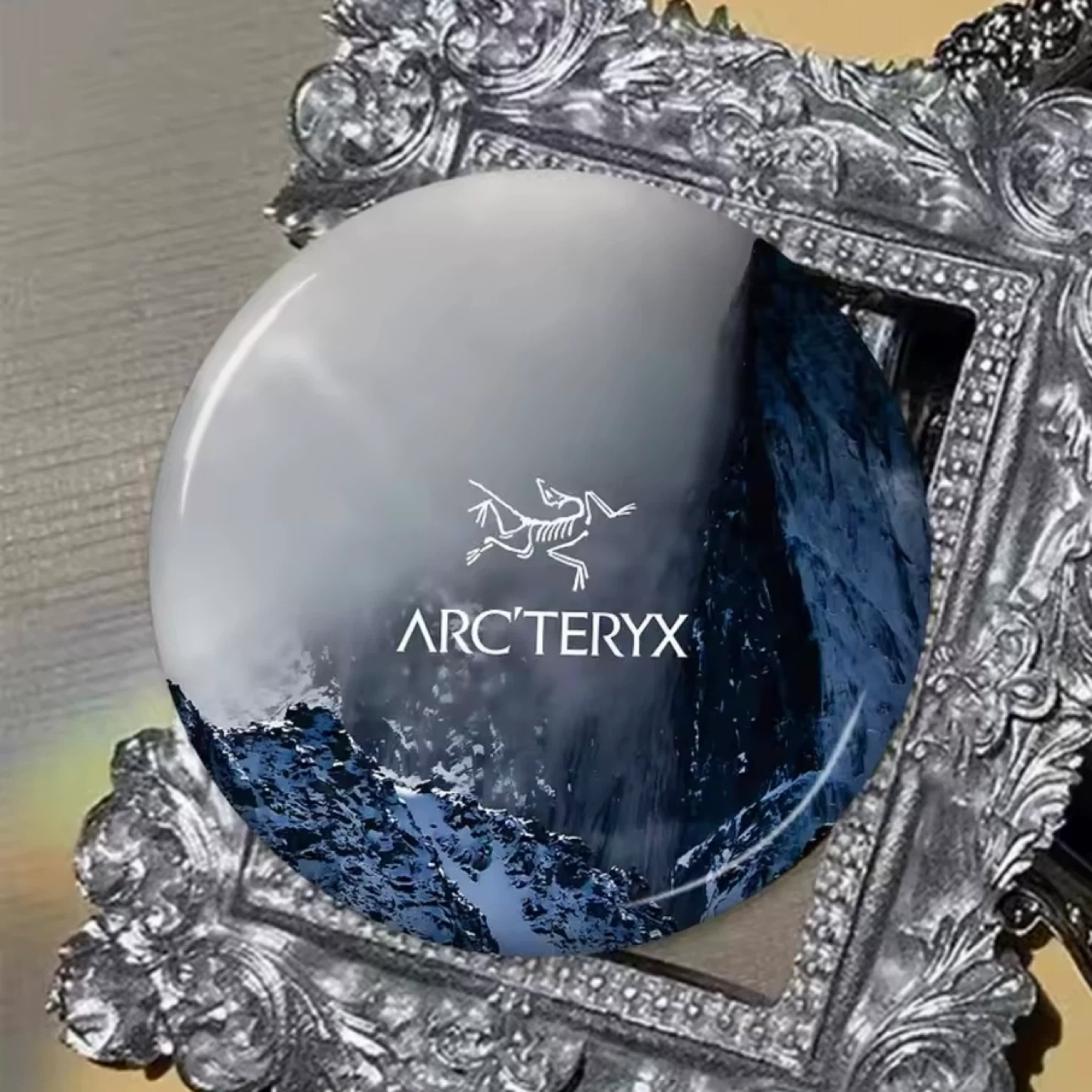 Arc’teryx Outdoor Patch Pinback Button Pin
