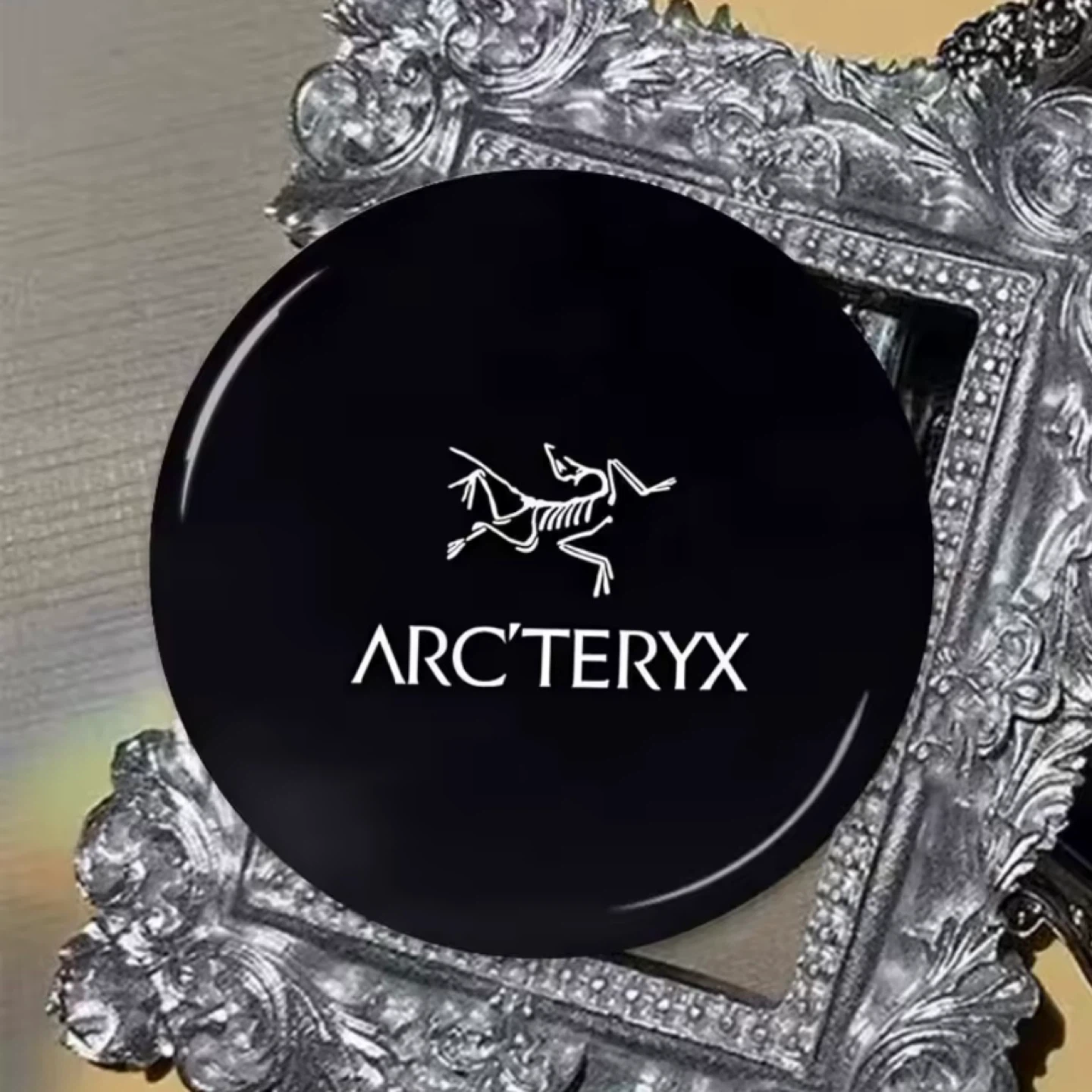 Arc’teryx Outdoor Patch Pinback Button Pin
