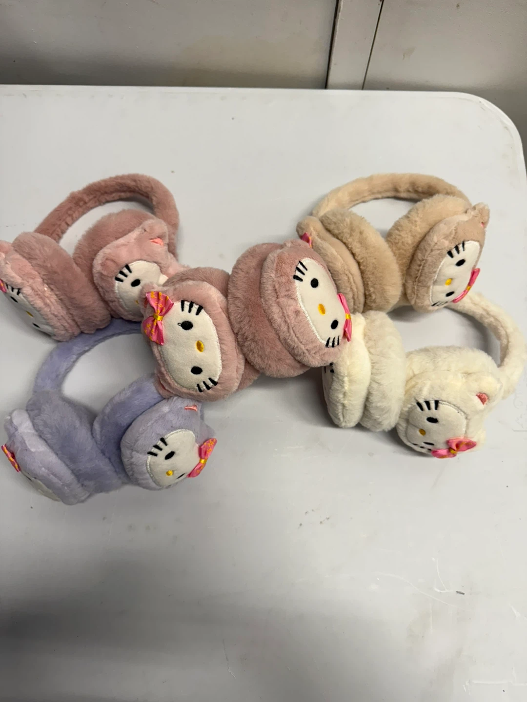 Hello Kitty Earmuffs - Cute & Cozy! - photo 2