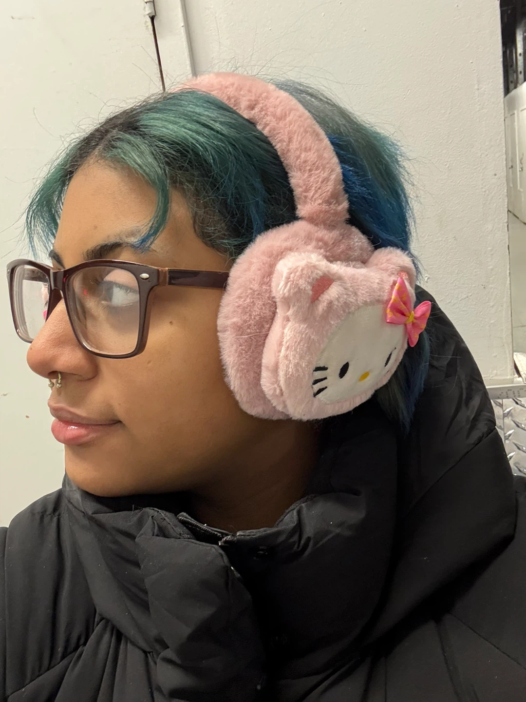 Hello Kitty Earmuffs - Cute & Cozy!