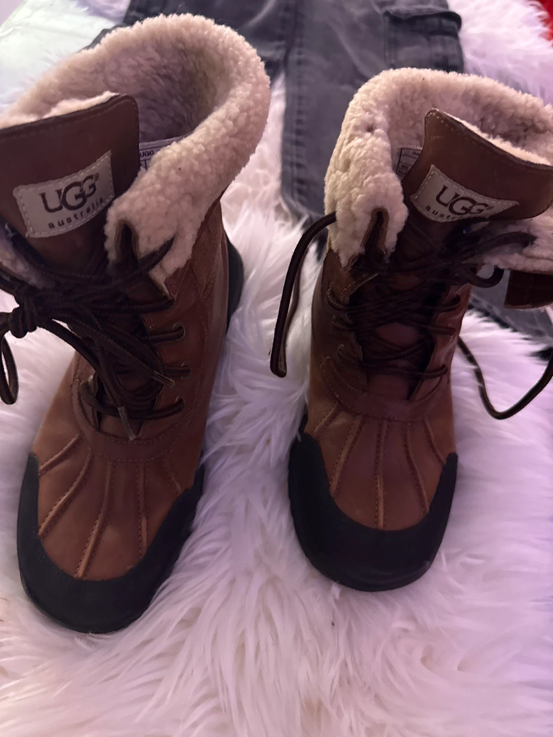 UGG Australia Leather Boots Size 5