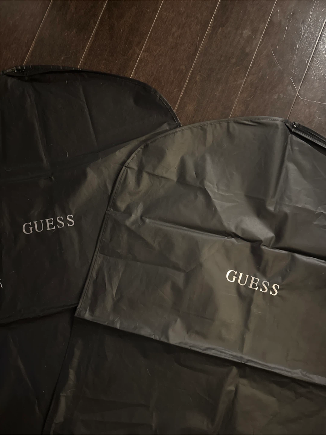 #gifting Guess Garment Bags