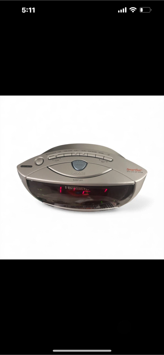 RCA SmartSet Alarm Clock - photo 3