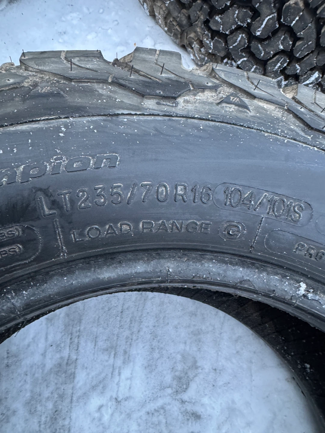 LT235/70r16 Bf Goodrich all-terrain set of four - photo 4