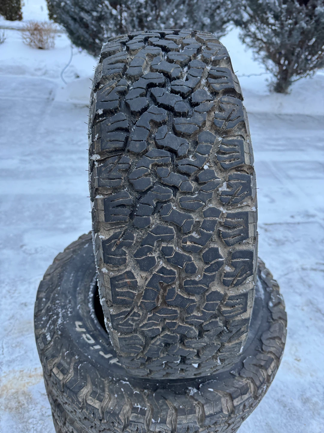 LT235/70r16 Bf Goodrich all-terrain set of four - photo 3