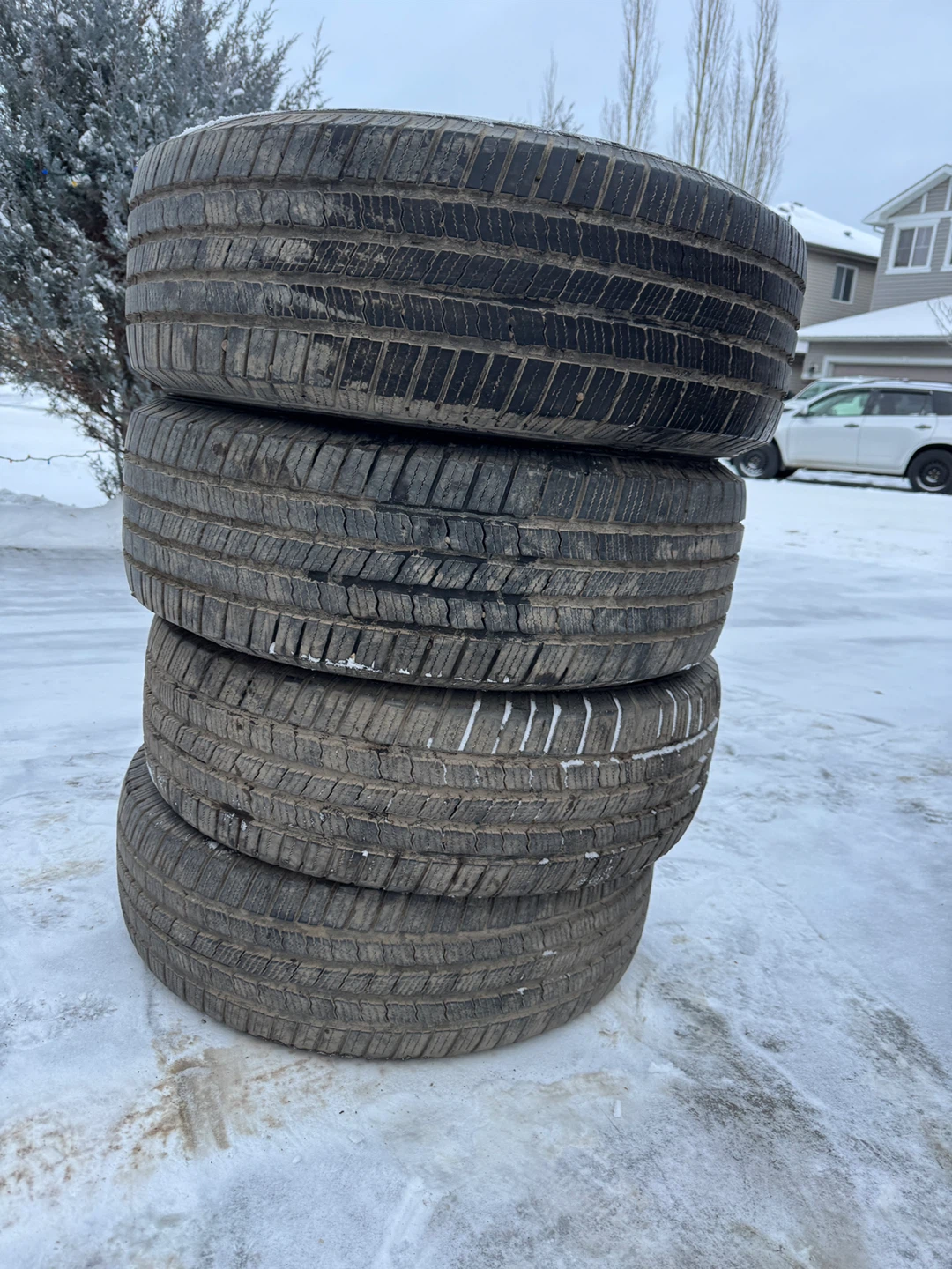 Michelin 265/70R17 winter Tires - Set of 4
