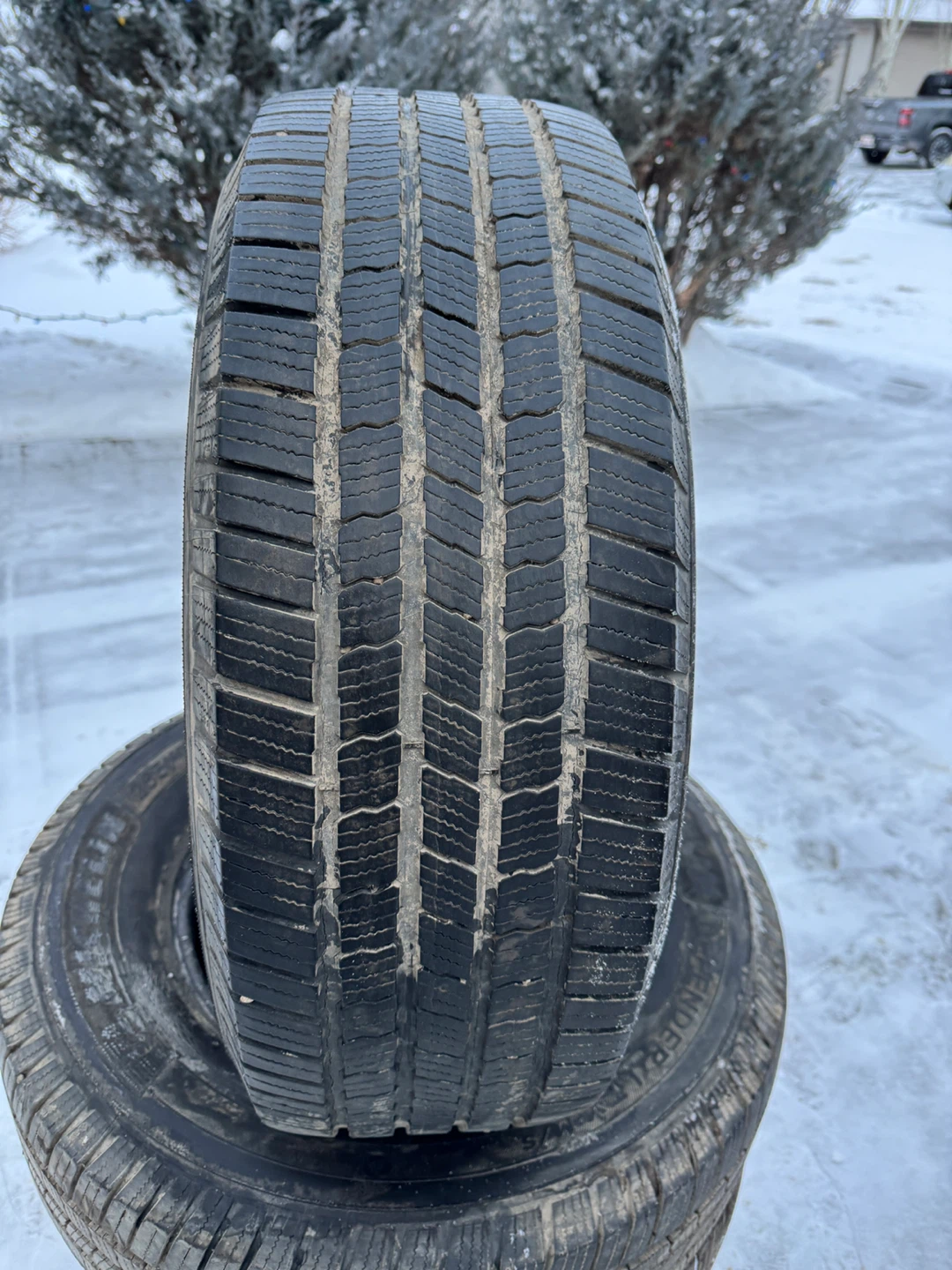 Michelin 265/70R17 winter Tires - Set of 4 - photo 3