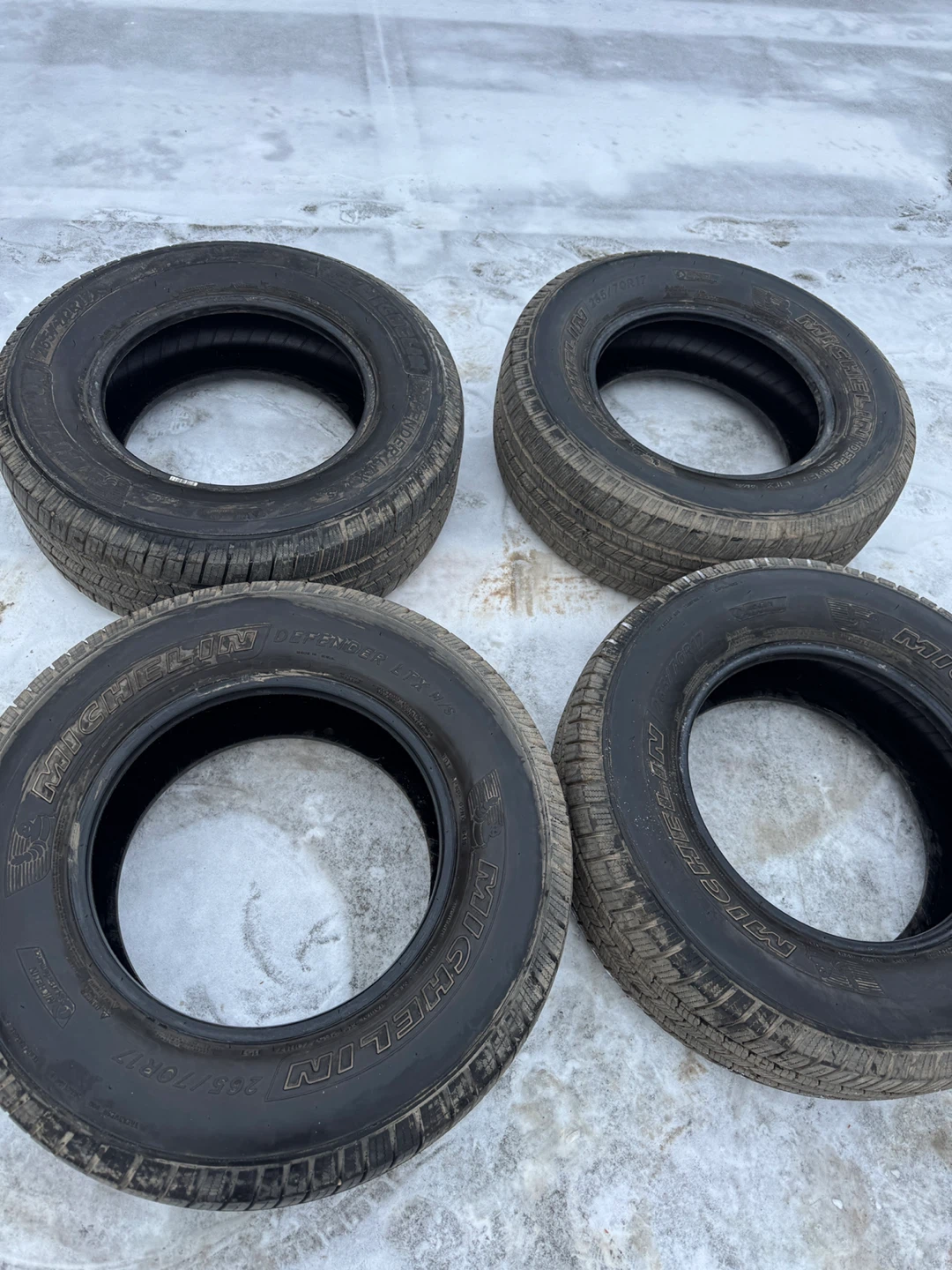Michelin 265/70R17 winter Tires - Set of 4 - photo 5