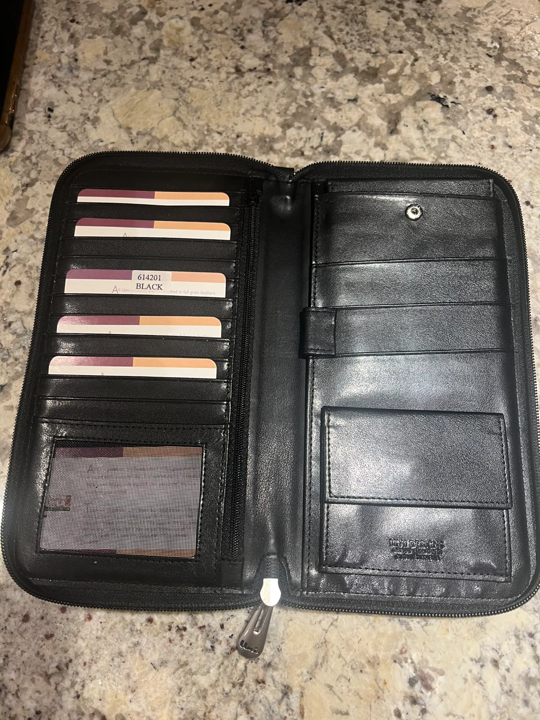 Roots Black Leather Wallet - photo 2