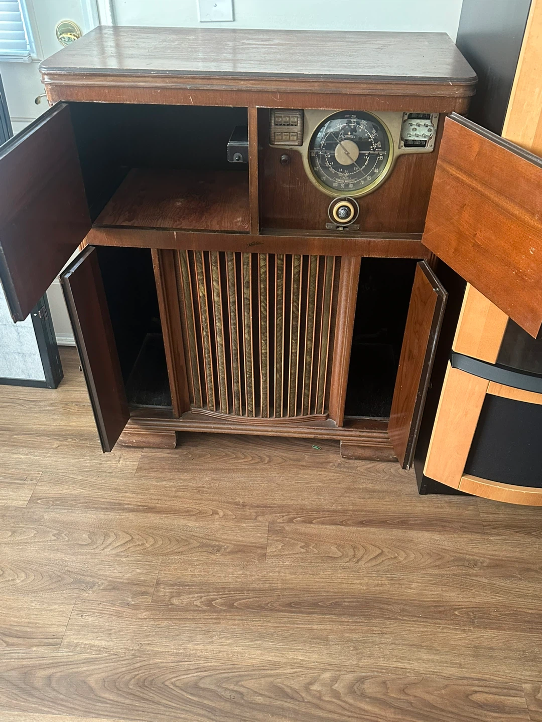 Antique 1930’s Zenith Shortband Radio - Storage for Records - photo 3