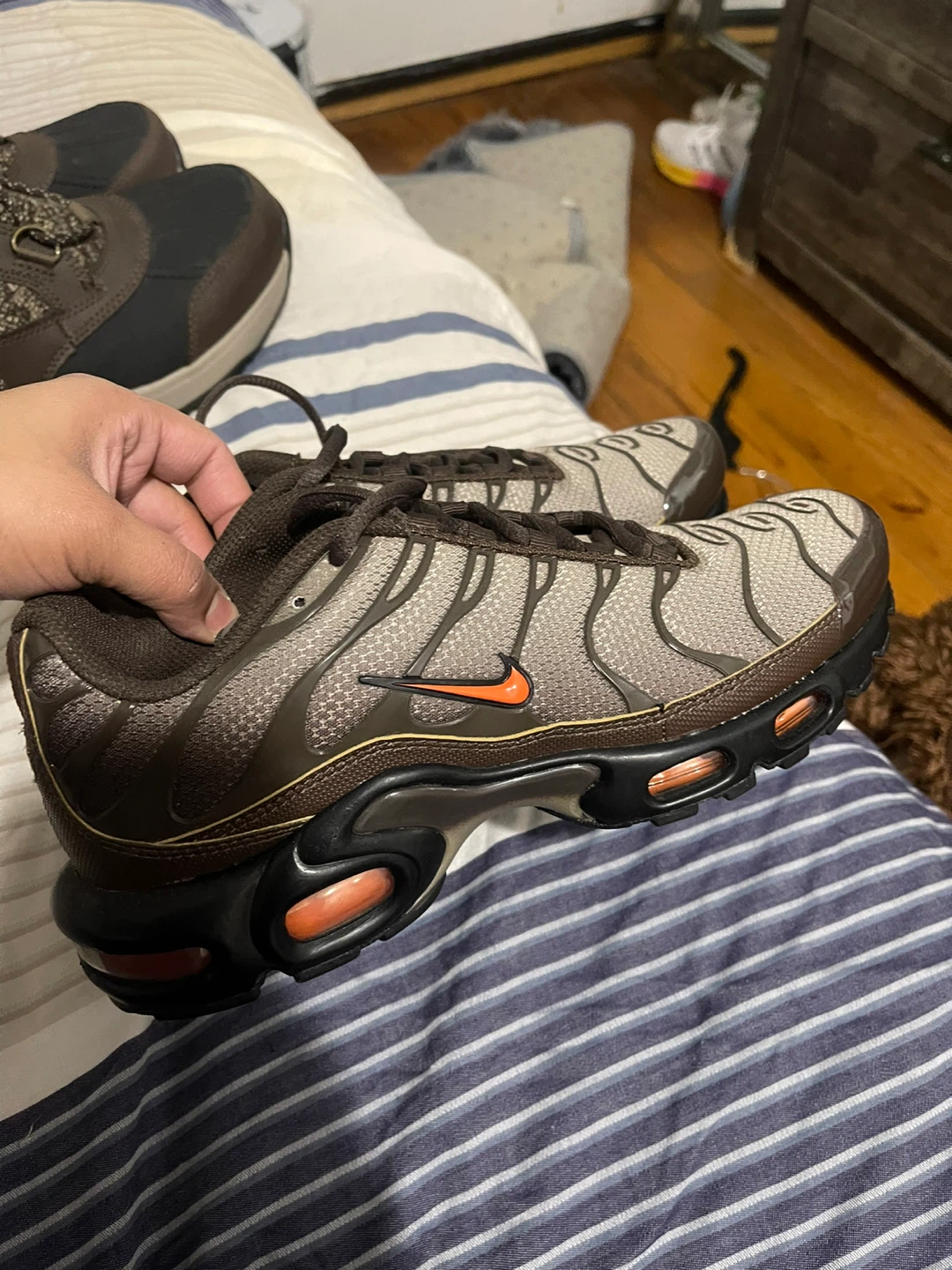 Nike Air Max Plus TN - Brown & Orange