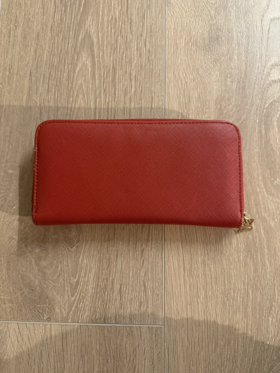 BCBG Generation Red Wallet - photo 3