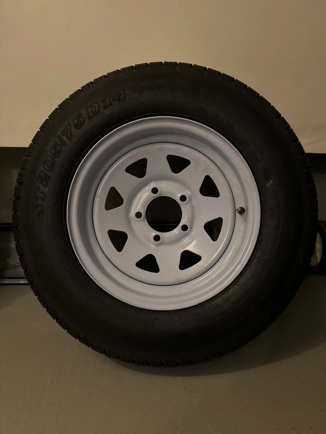 ST205/75D14 trailer wheel