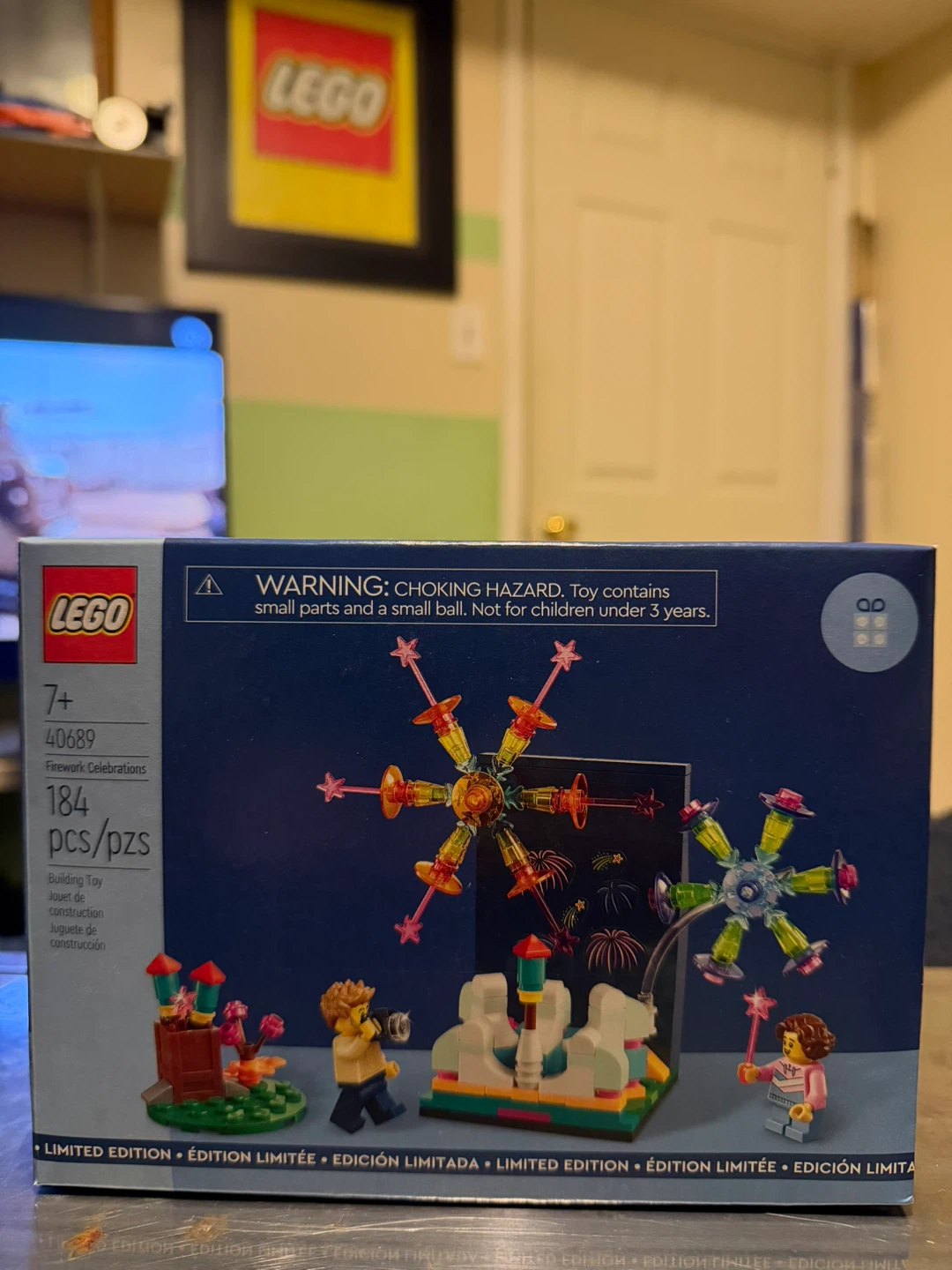 LEGO 40689 Fireworks Celebrations Set - photo 2