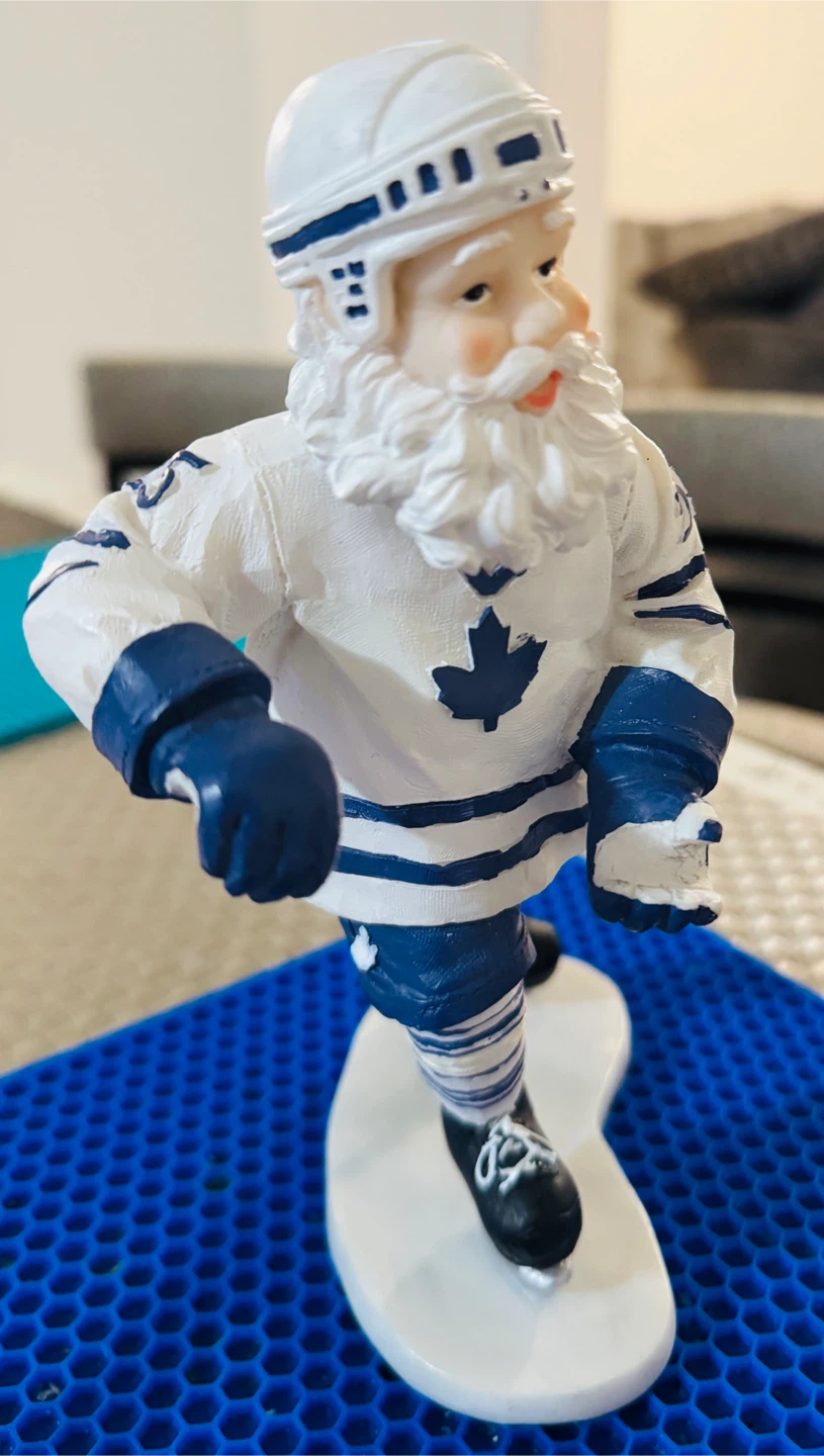 Toronto Maple Leafs Santa Figurine