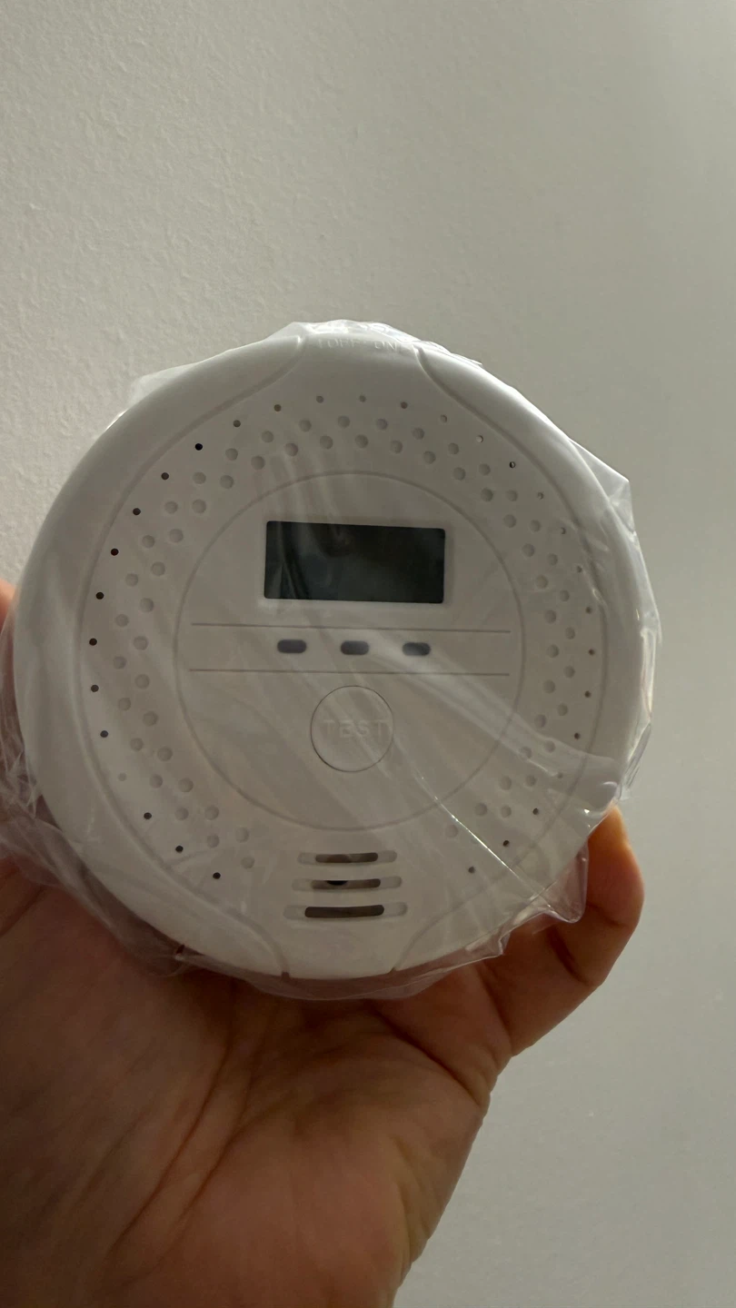 New Battery Powered Carbon Monoxide Alarm - photo 2