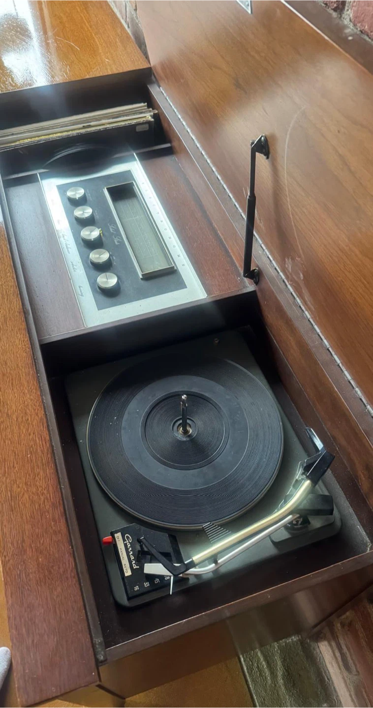 Vintage Deilcraft Esquire TR 20 Record Player Cabinet - photo 4