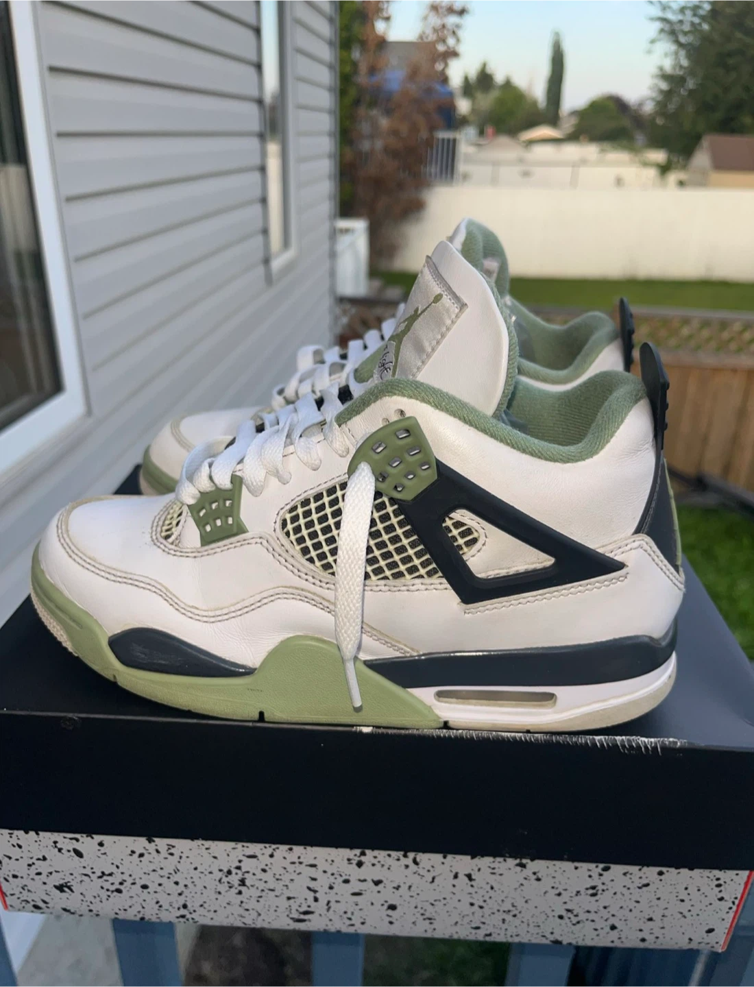Air Jordan 4 Retro seafoam green - photo 3