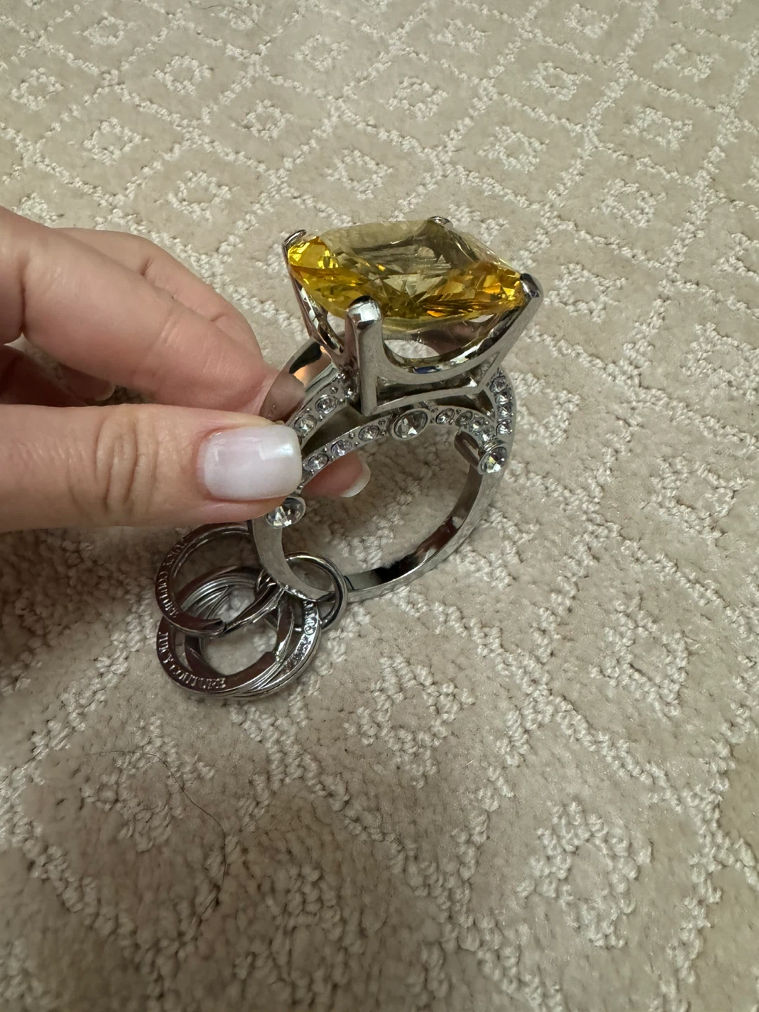 Juicy Couture Ring Keychain - photo 3
