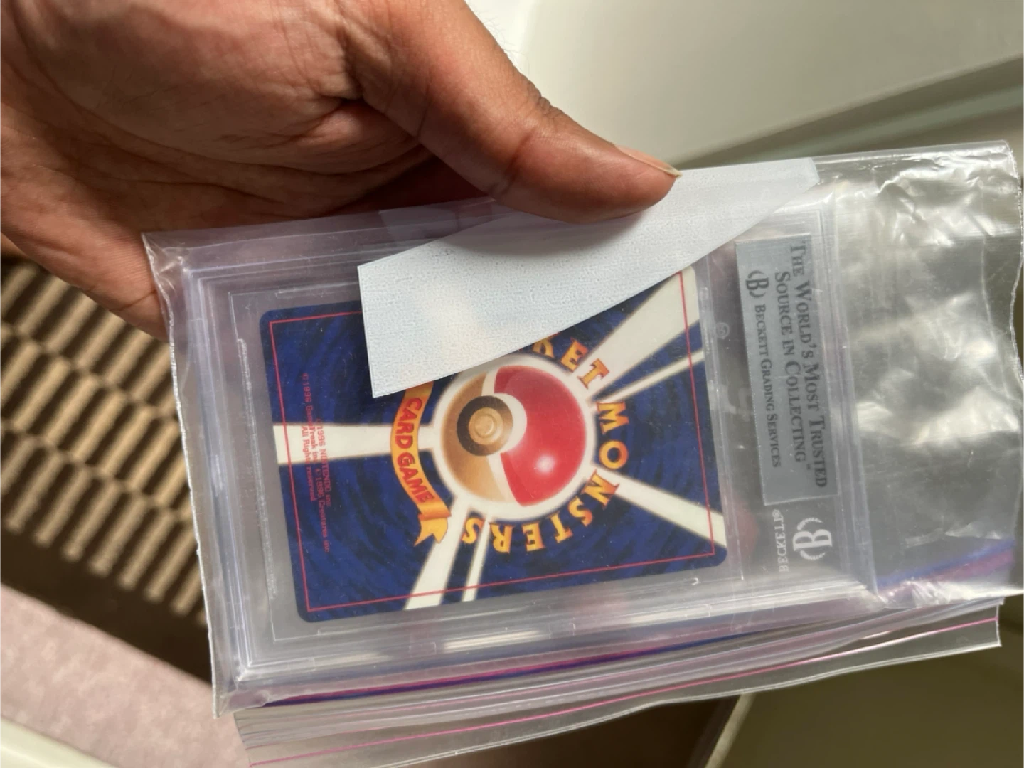 1996 Base Japanese Charizard Holo R Beckett Grading 9 - photo 2