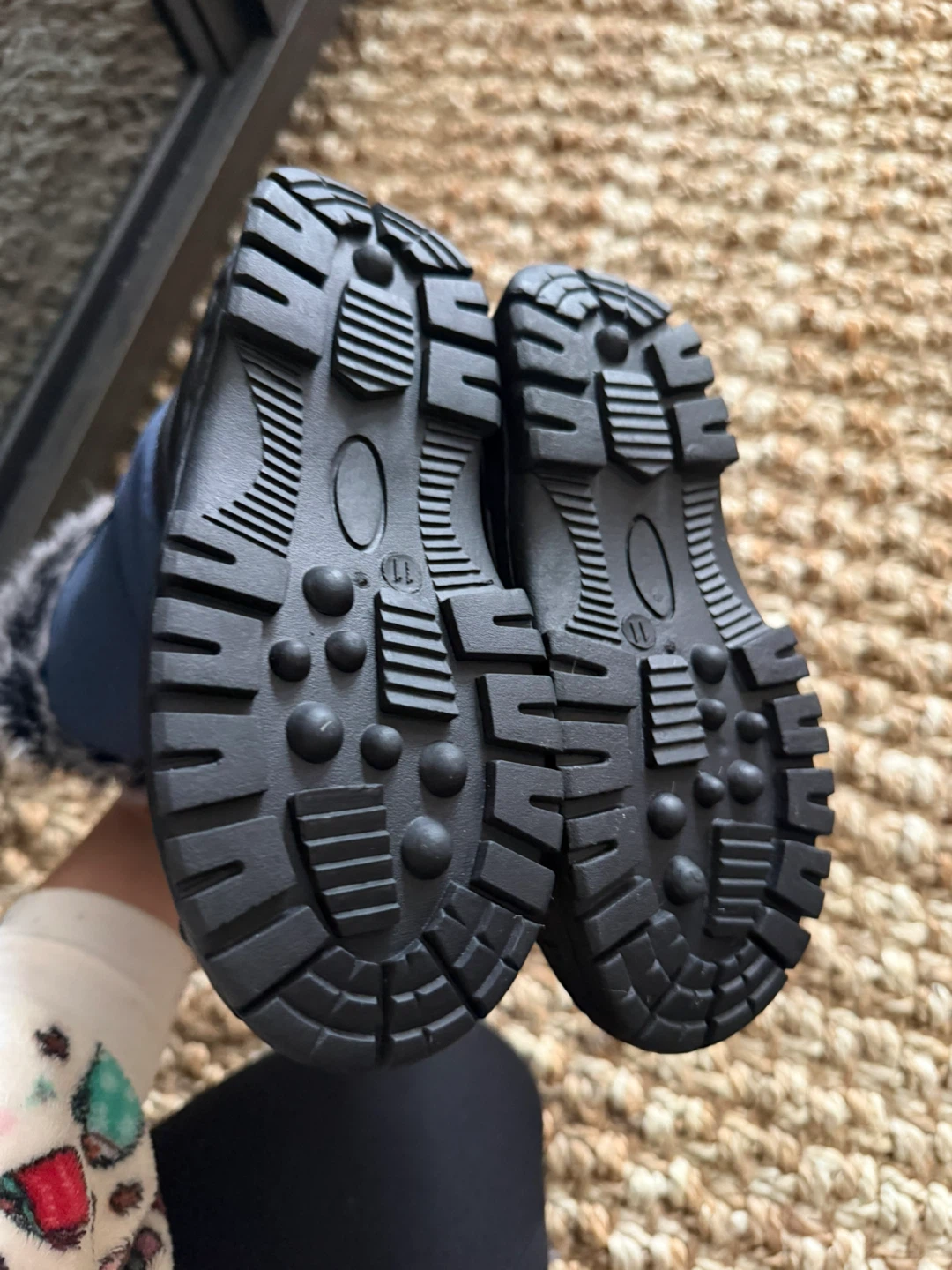 New Kids Winter Boots - Size 11 - photo 2
