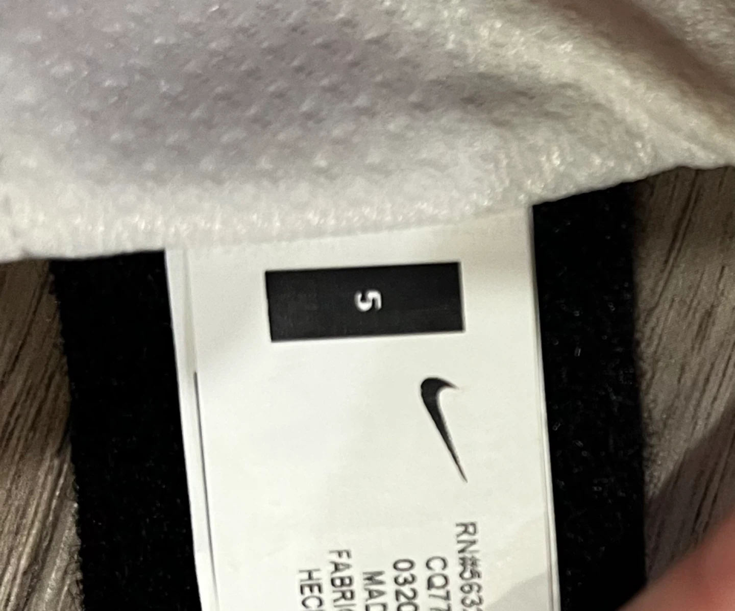 Nike Goalkeeper Gloves - Size 5 - photo 3