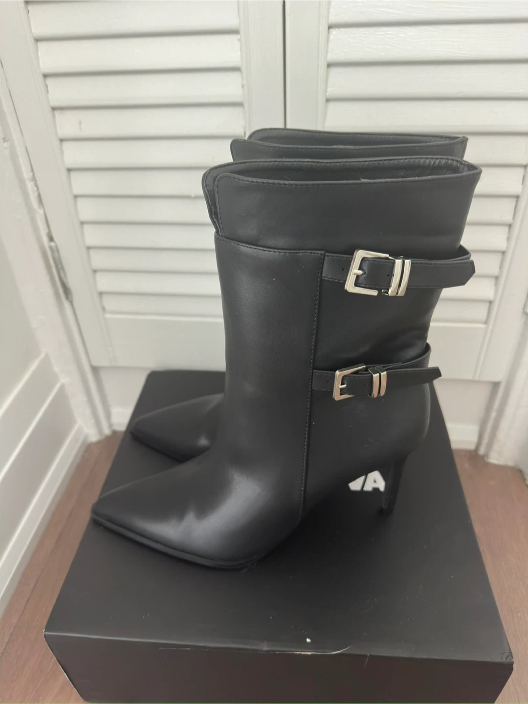 Fashion Nova Black Heeled Boots - photo 3