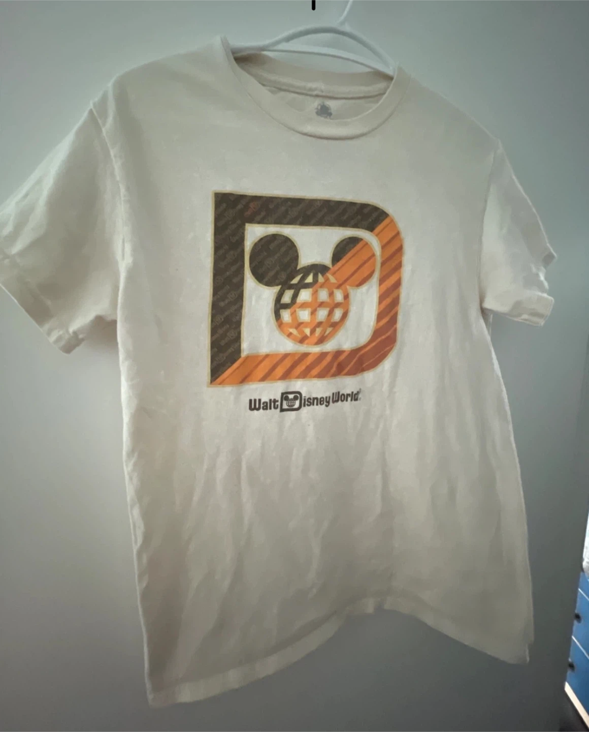 Disney World T-shirt Size S/CH