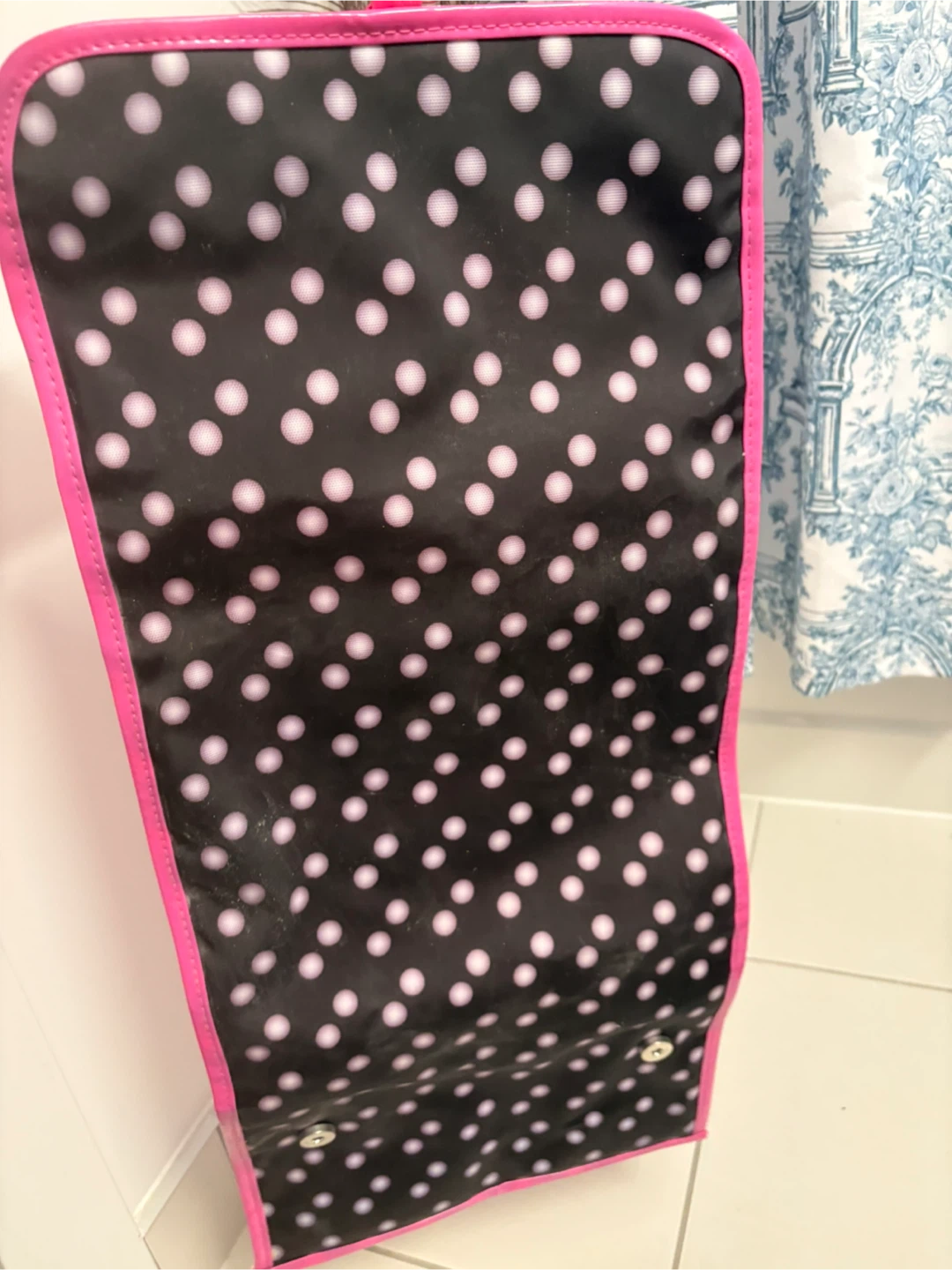Polka Dot Hanging Travel Toiletry Bag - photo 3