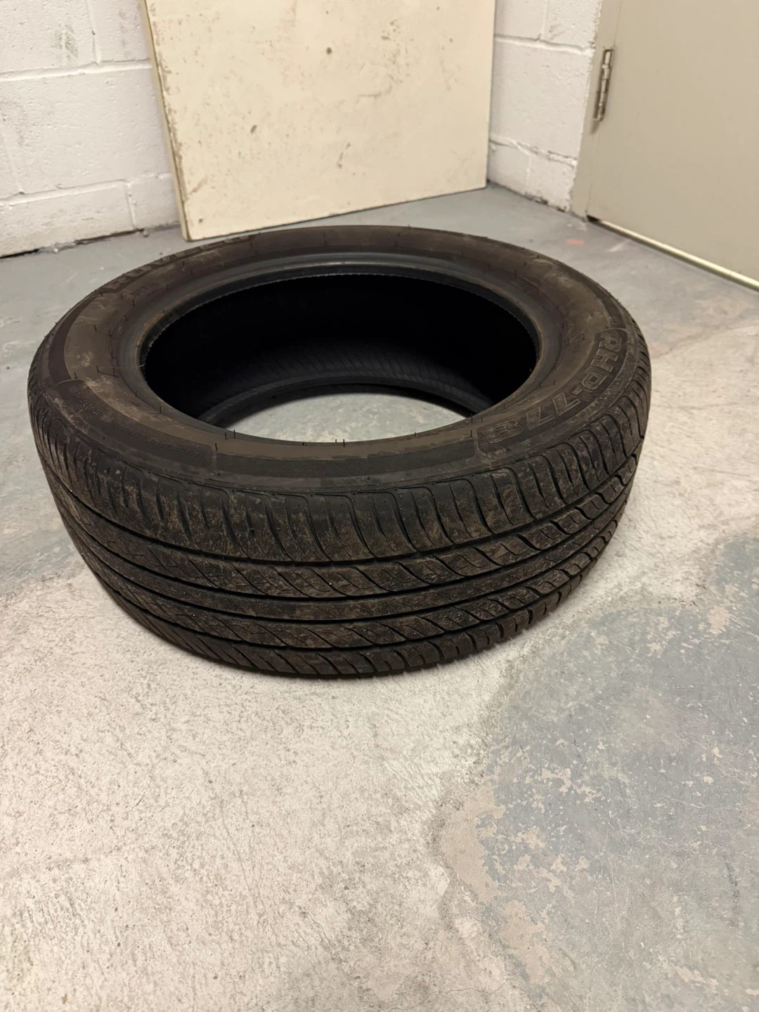 205/55R16 91H Tire - photo 3