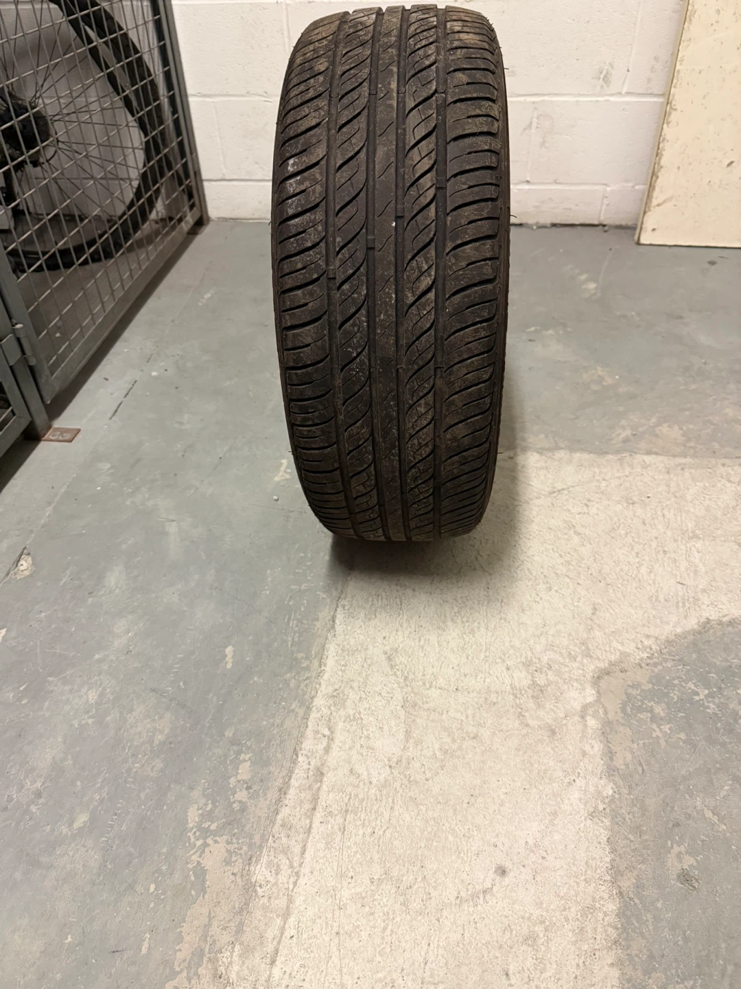 205/55R16 91H Tire - photo 2