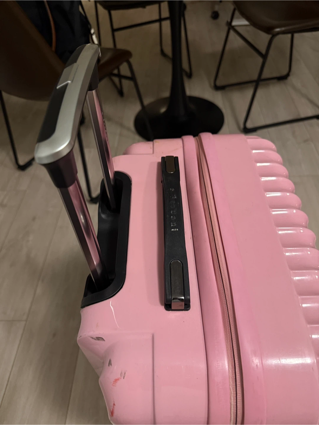 24 inch suitcase - photo 4