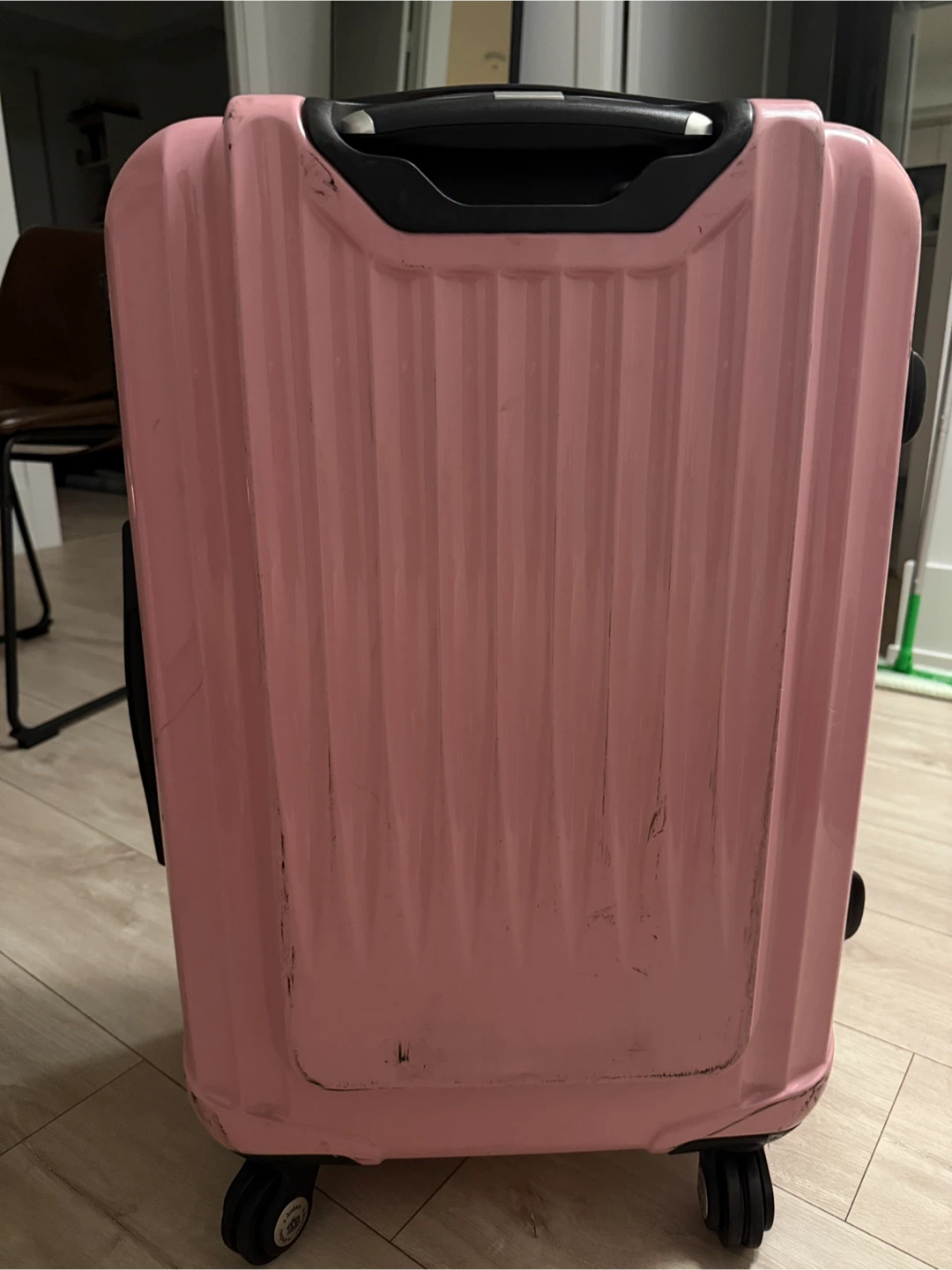 24 inch suitcase - photo 2
