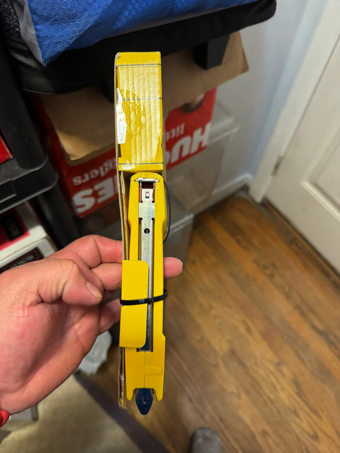 Stanley Light Duty Plastic Stapler - photo 2