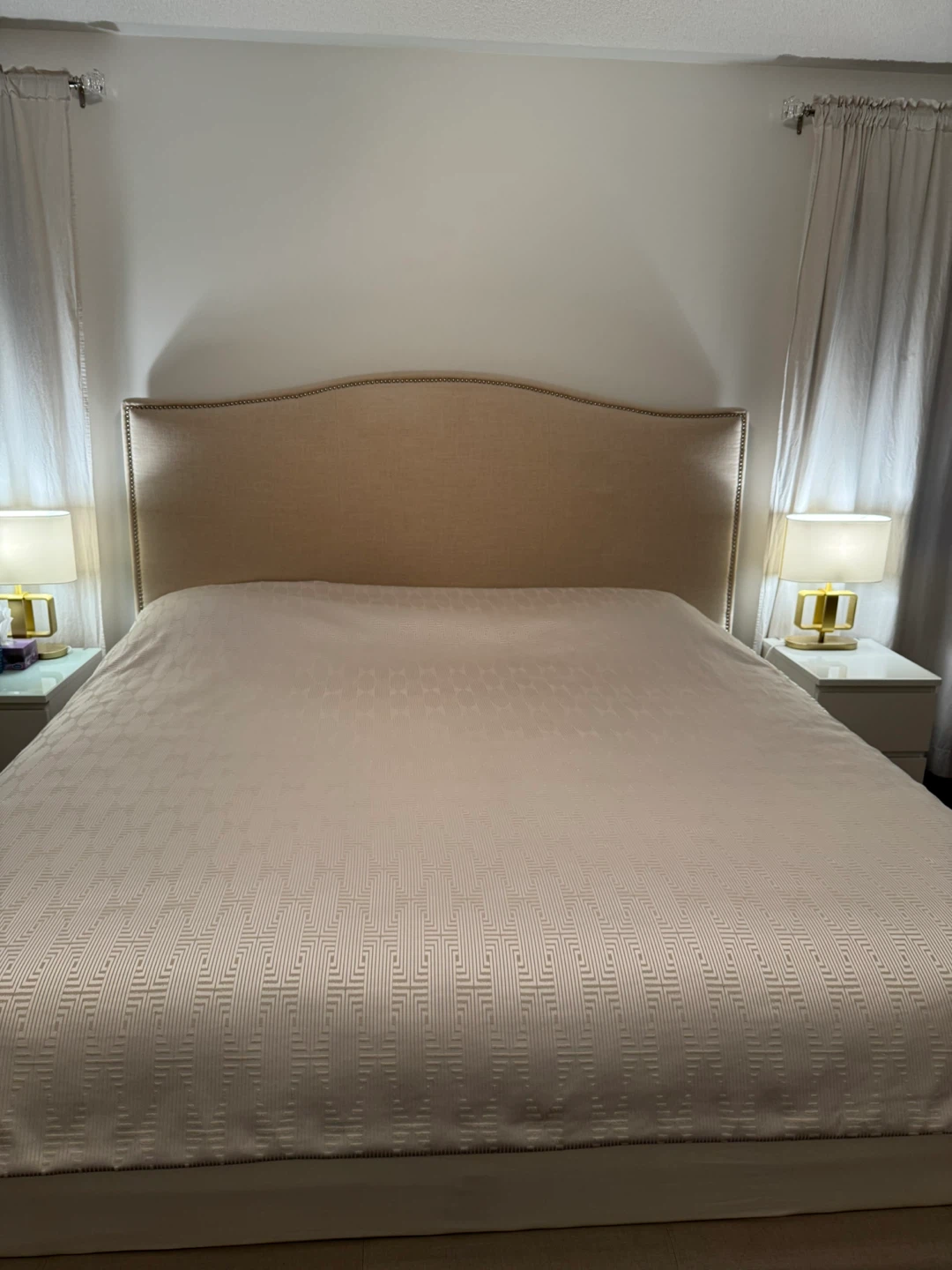 Upholstered King Size Bed Frame - Beige - photo 2
