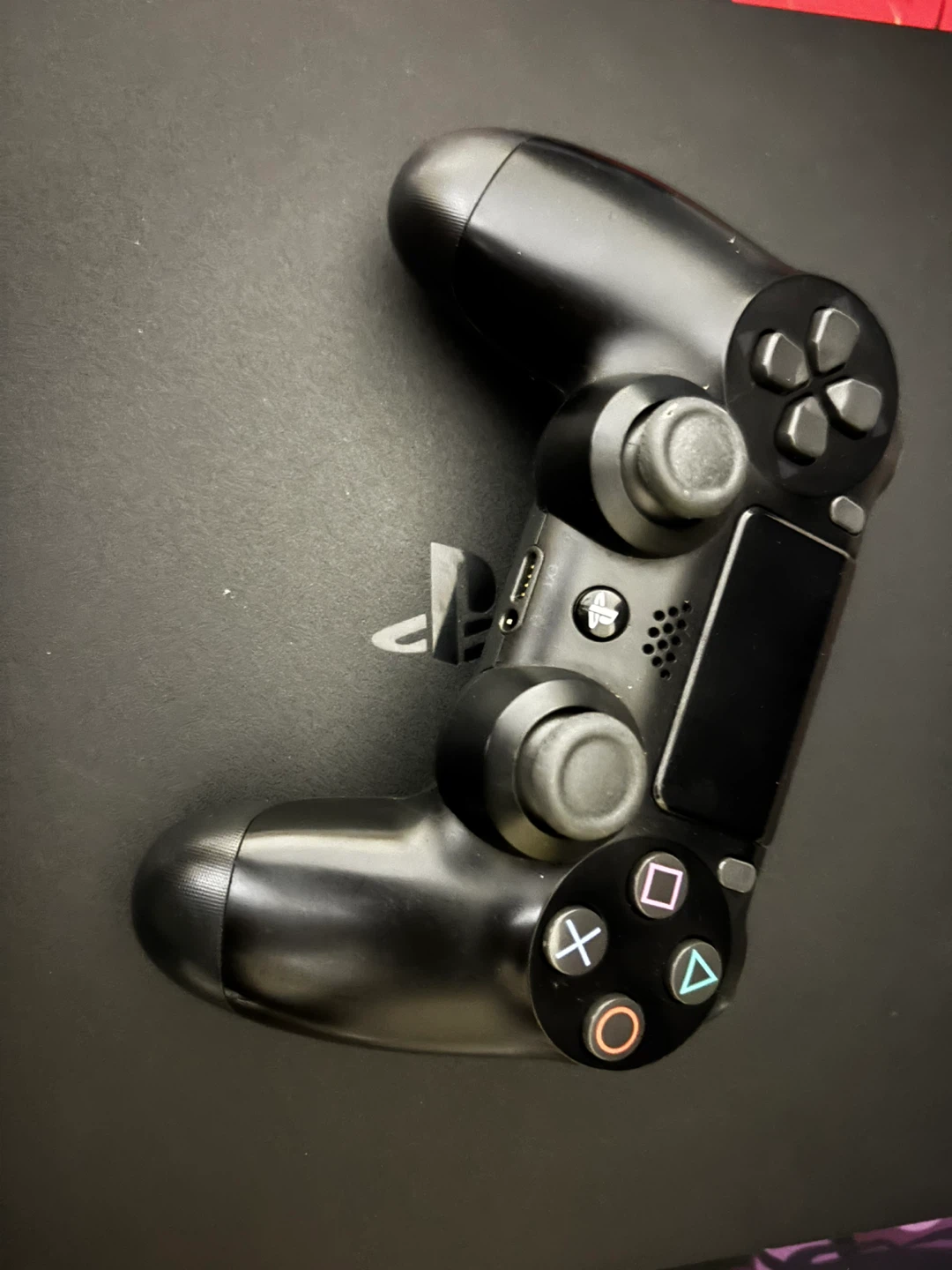 Sony PlayStation 4 Slim Black 1TB - photo 2