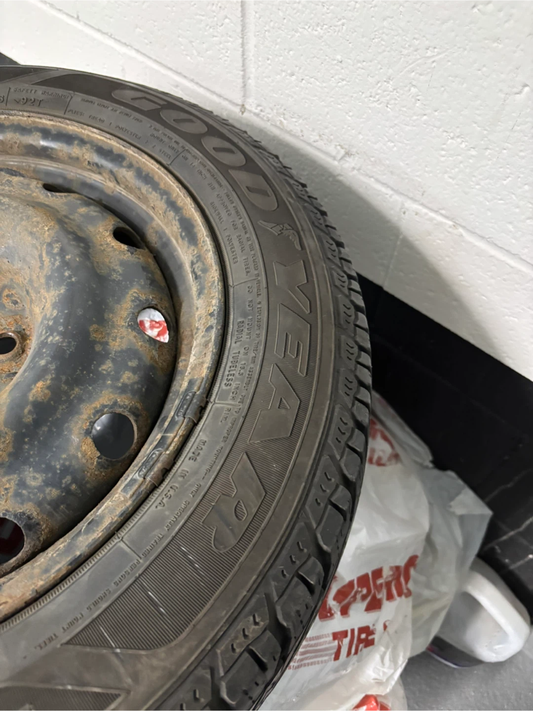 Goodyear Wrangler 205/60R16 Tire - photo 4