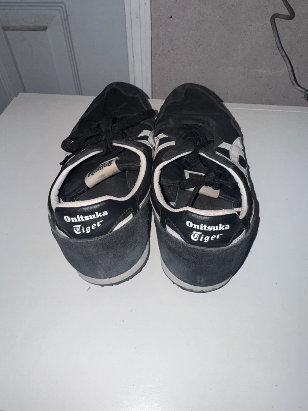 Onitsuka Tiger Stripes Black & White Shoes - US 10 - photo 2