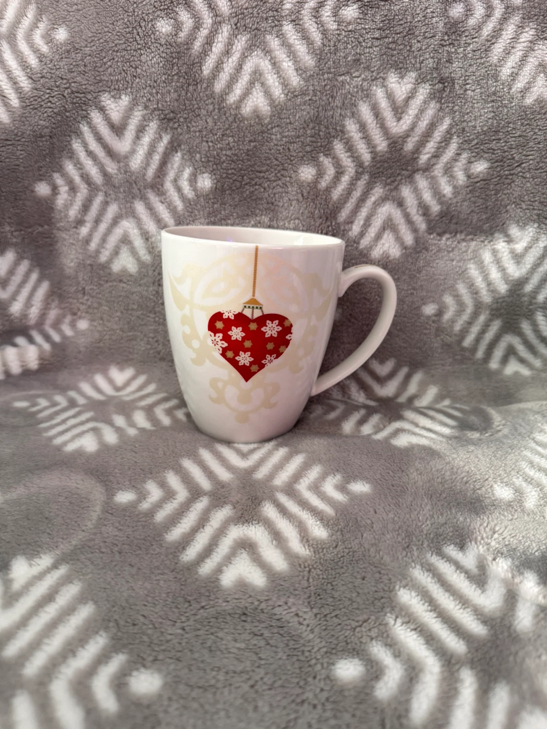 Set of 4 Christmas Ornament Mugs - photo 2
