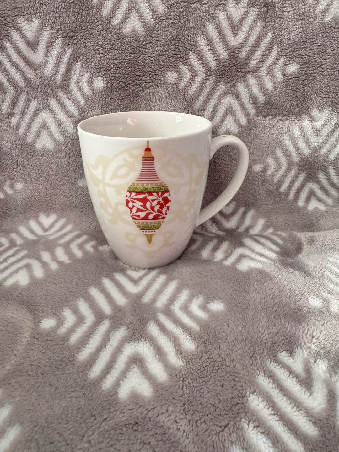 Set of 4 Christmas Ornament Mugs - photo 5