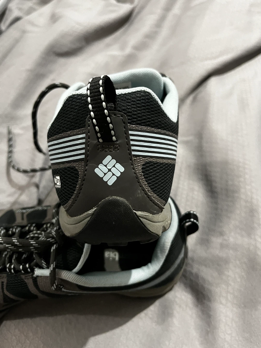 Columbia Hiking Shoes - Women's US 11 - photo 5