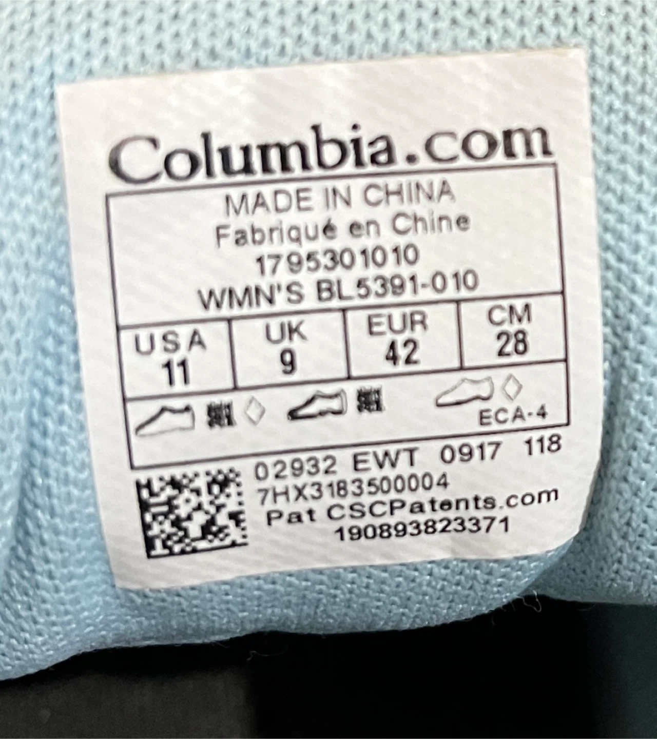 Columbia Hiking Shoes - Women's US 11 - photo 4