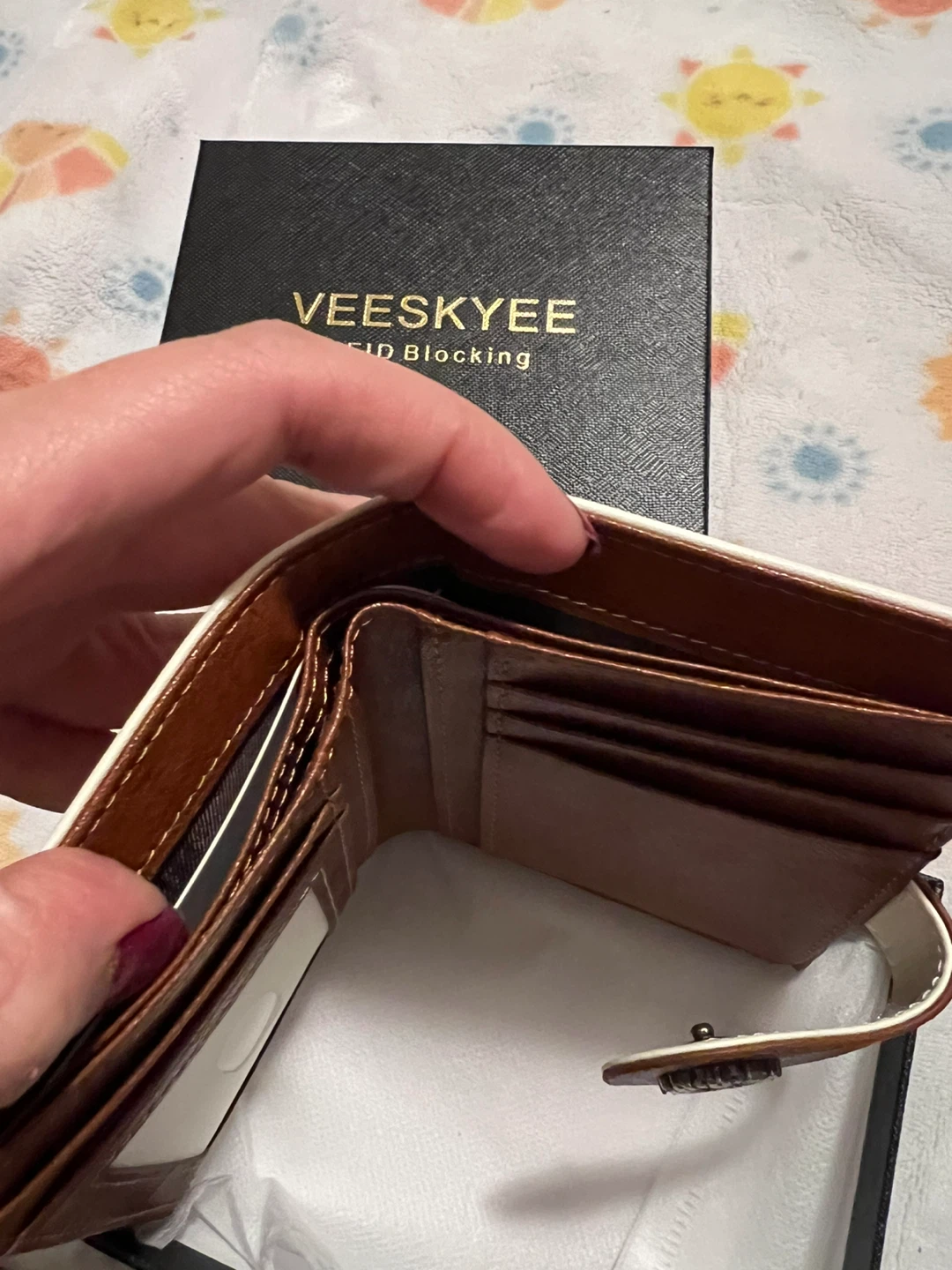 VEESKYEE RFID Blocking Wallet - Brown & White - NEW! - photo 3