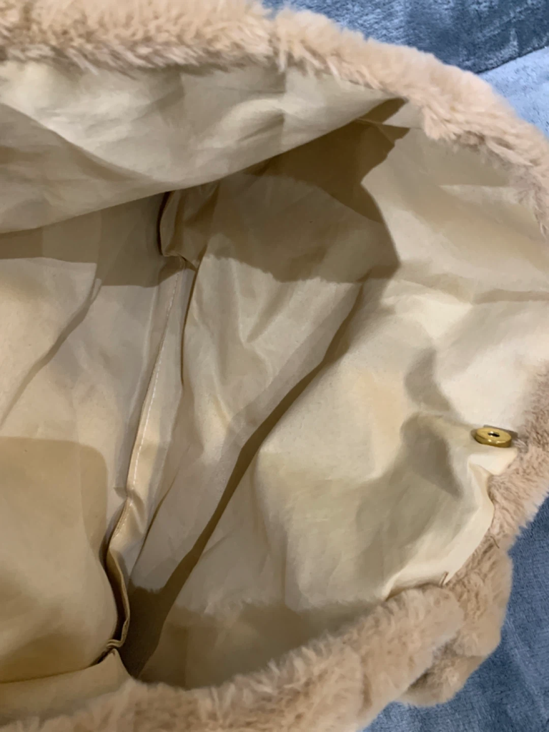 Fuzzy Beige Tote Bag - photo 2