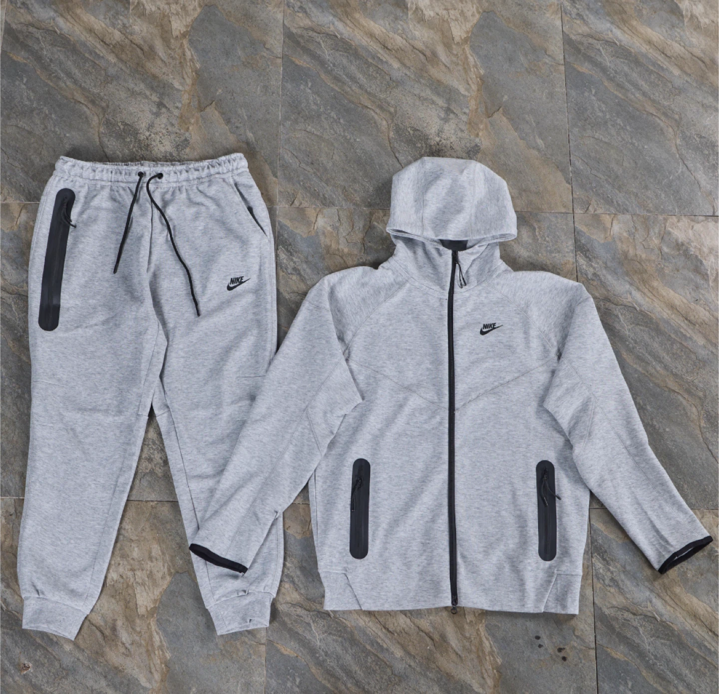 Nike Tech Fleece Suit - photo 3