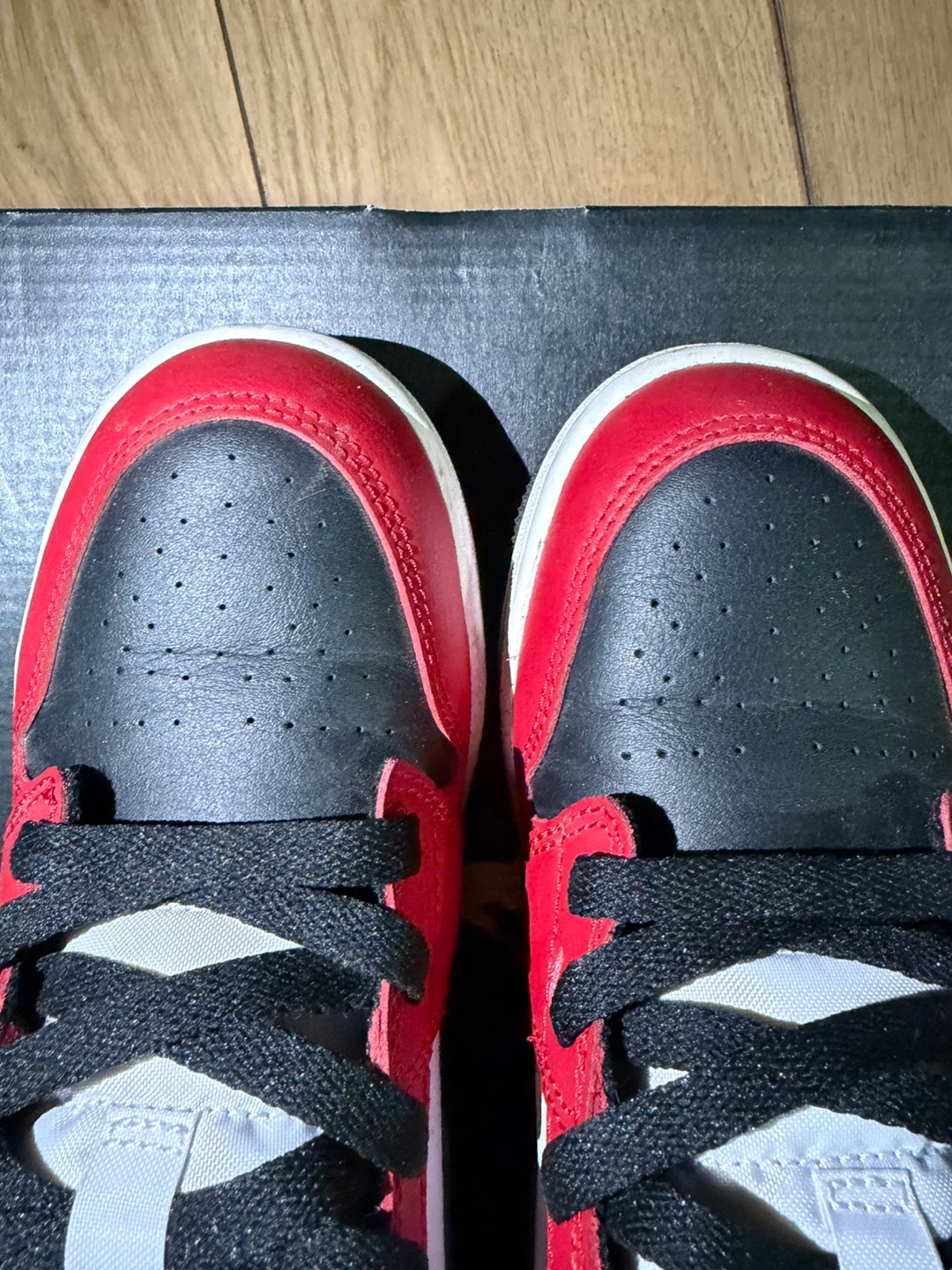 Air Jordan 1 Low Red/Black Shoes - photo 4