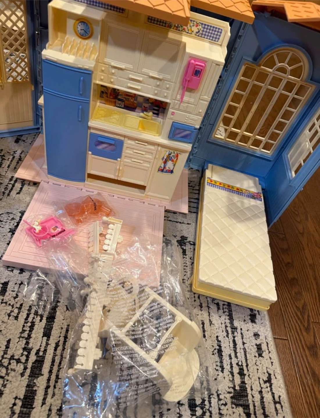 Vintage 1998 Mattel Barbie Family House - photo 3