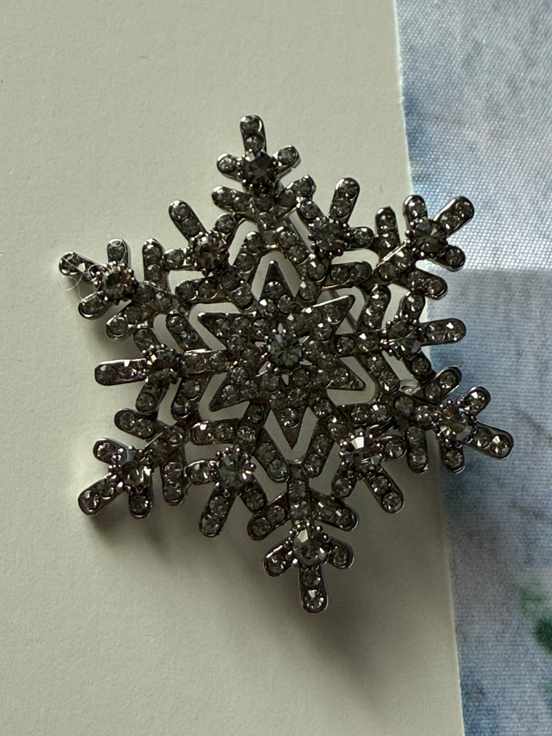 Rhinestone Snowflake Brooch - photo 3